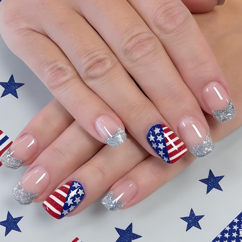 

24-Piece French Silver Glitter Glossy False Nail Set with Art Stickers for Independence Day