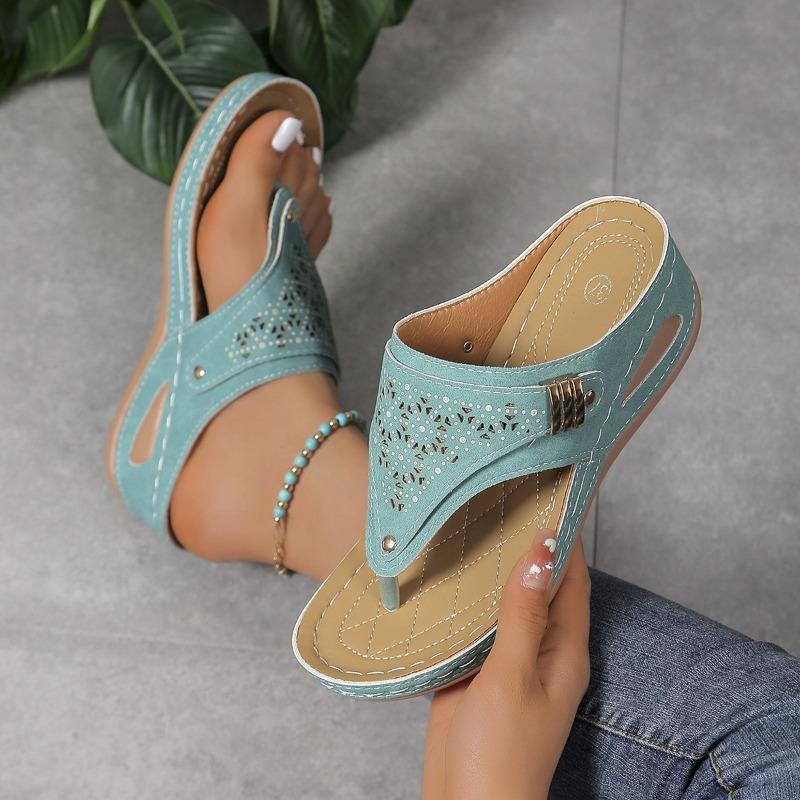 

Large size pinch foot cool slippers women s new hollow metal thick-soled wedge slippers women s shoes 43 бирюзовый