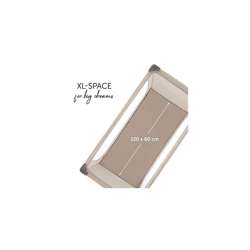 Hauck Travel Cot Dream N Play 120 x 60 cm, Portable Baby Bed from Birth up to 15 kg, Lighweight Travel Cot, Compact Folding, Inclusive Carry Bag and