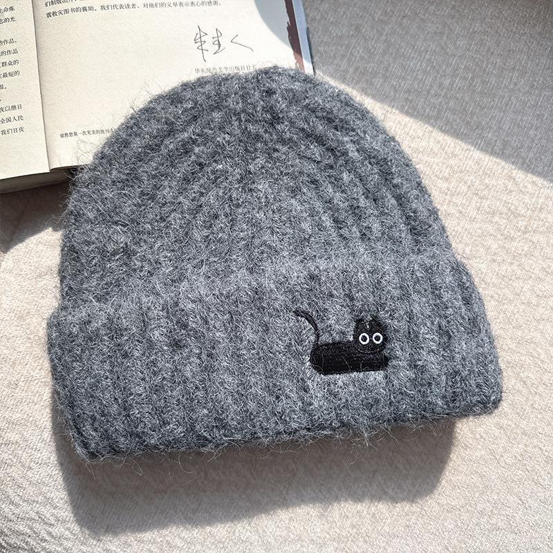 Autumn and winter thickened warm ear protection versatile big head circumference knitted cold hat girl