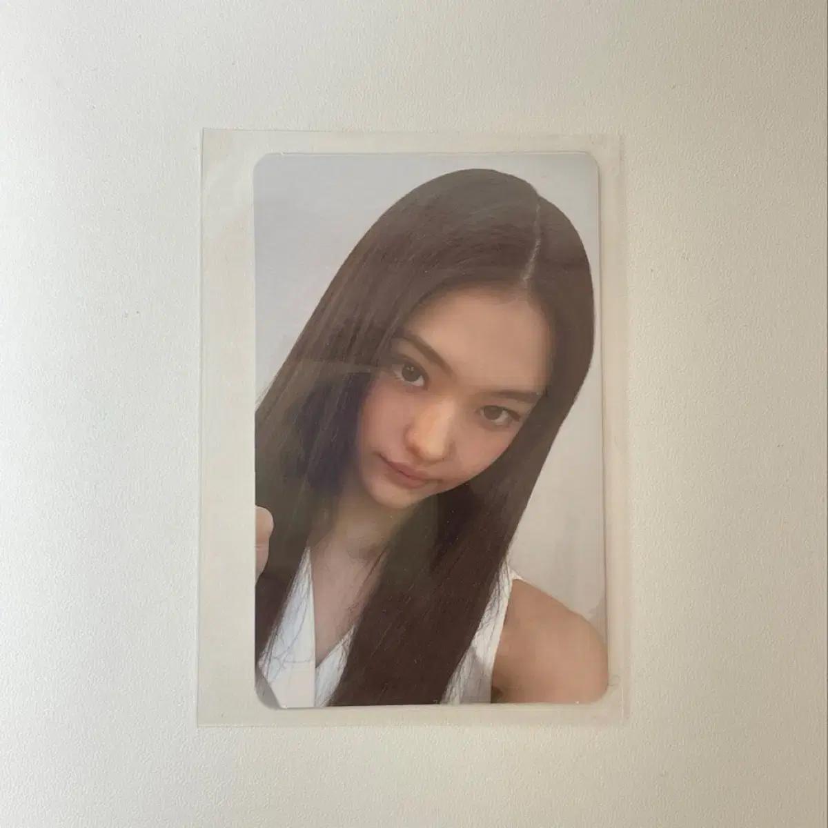 

Miyao Ella L oreal Paris Photocard