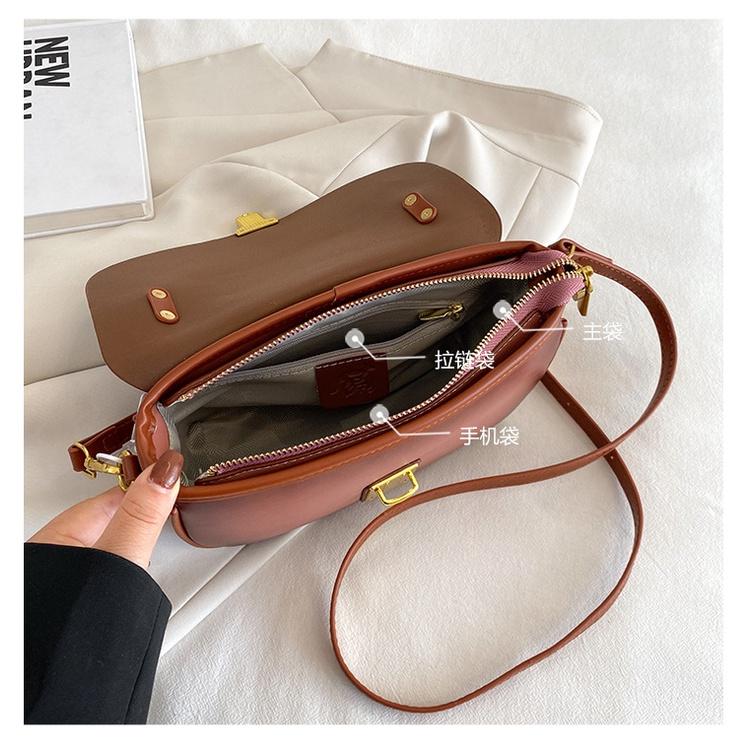 IELGY women's fashion versatile handbag, simple and fashionable shoulder messenger bag