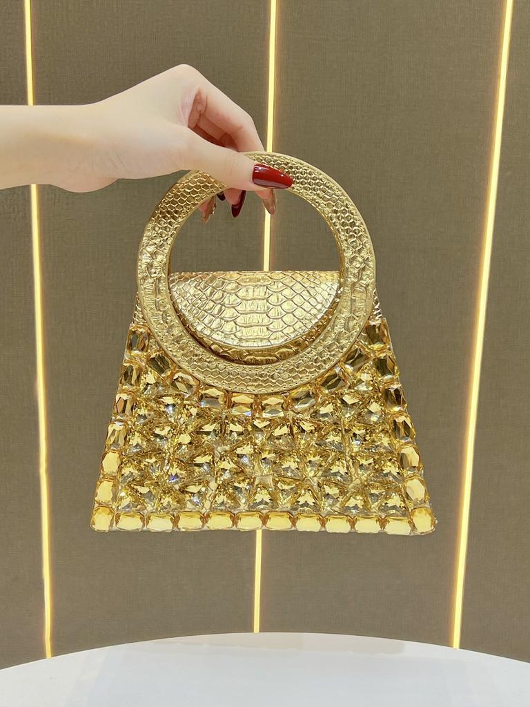 Fashion Ladies Handbag With Sparkling Rhinestones And Chain For Evening And Daily Use