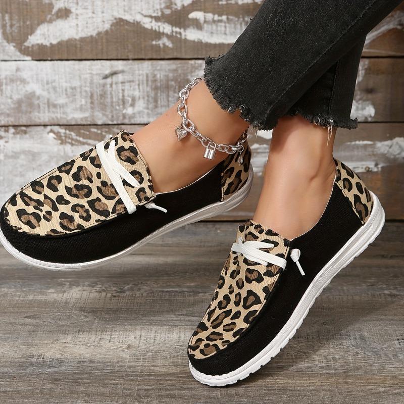 Stylish Leopard Print Canvas Shoes - Comfortable Casual Round Toe Lace Up Sneakers with Versatile Low Top Design, Breathable Fabric