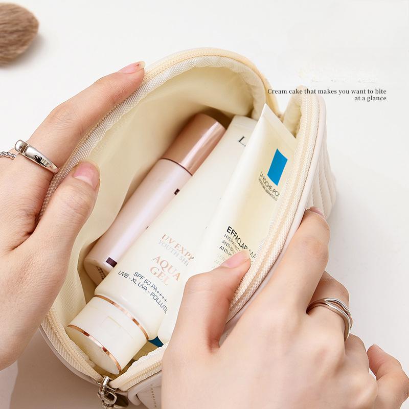 Half Circle, Cake Makeup Bag, Travel Makeup Bag, Makeup Storage Bag, Makeup Bag, Large Capacity