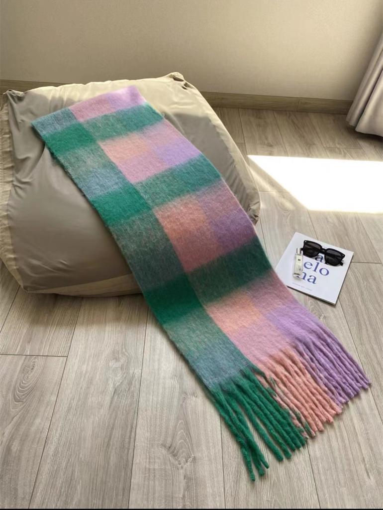Yang Chaoyue Mohair Plaid Scarf Women's Autumn and Winter Versatile Soft Waxy Warm Imitation Cashmere Scarf Thickened Tide