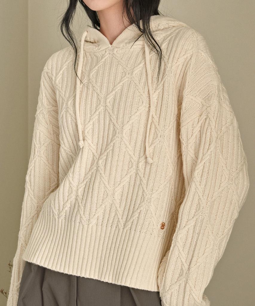 MICANE Wool Oversized Hooded Knit