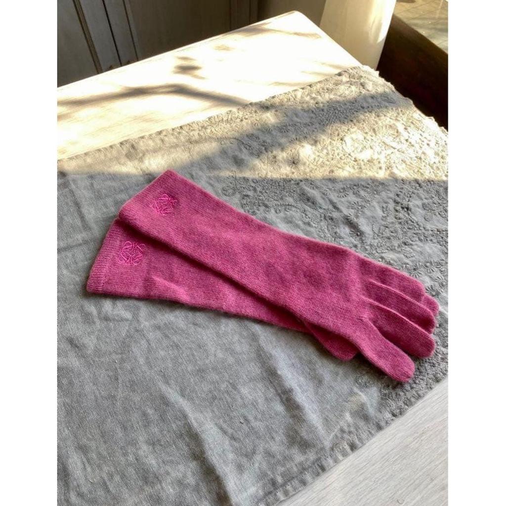 Used LOEWE 100% cashmere long gloves pink