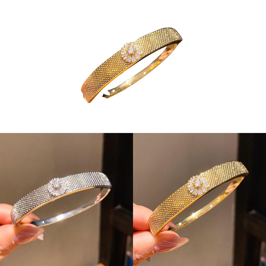 Elegant Flower Jewelry Bracelet With 18k Gold Plating For Womens Fashion Gift