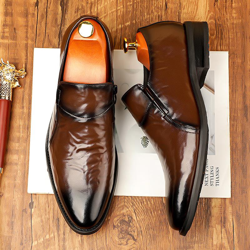 Designer Fashion New Men Pointed Slip On Loafter Glossy Black Brown Patent Leather Casual Shoes Male Formal Dress Footwear
