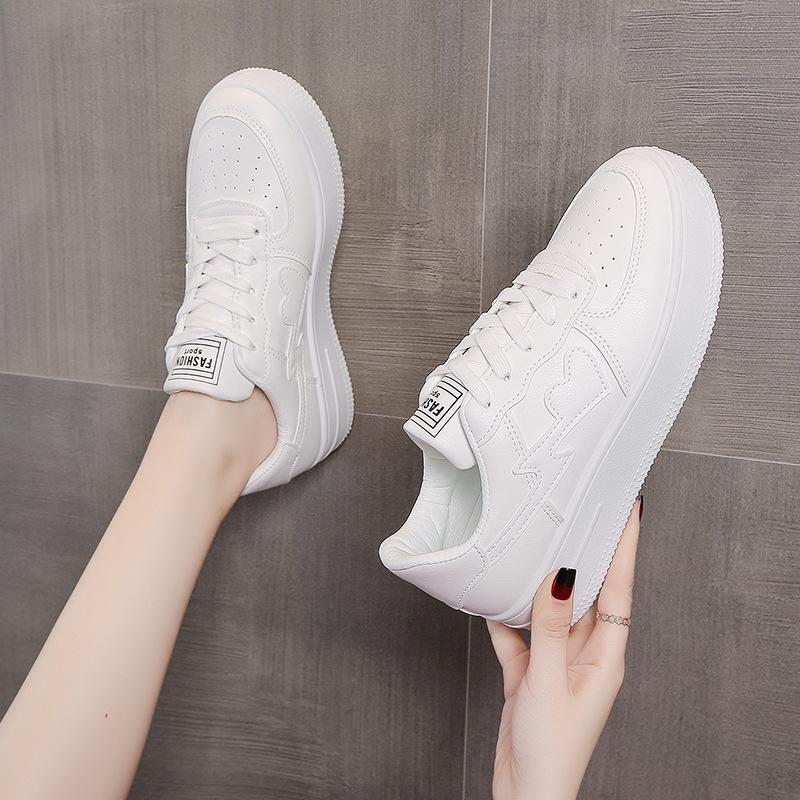 

New spring breathable youth sports white non-slip casual shoes wear-resistant board shoes 36 белый