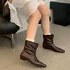 2025 Herbst Niedrige Absatzstiefel Eckige Spitze Kurze Stiefel Französisches Temperament Keilabsatz Kurze Stiefel Einfarbig Gerade Stiefel