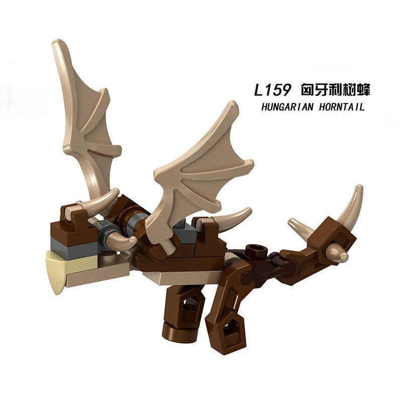 Magic Middle Series Classic Animals Building Blocks Creative War Mount Elk Boar Wolf DIY Bricks Toys For Children Christmas Gift