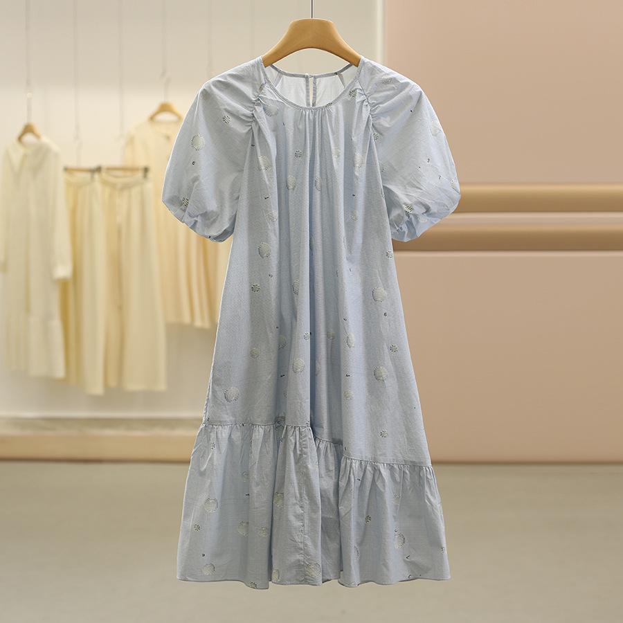 

Unaware Brand: Temperamental Plaid Loose-Fit Summer Dress Small