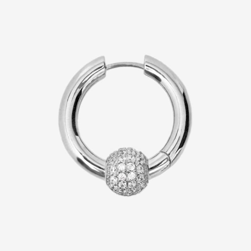 

FREEAK SHINE BALL EARRING SILVER SHINE BALL EARRING SILVER