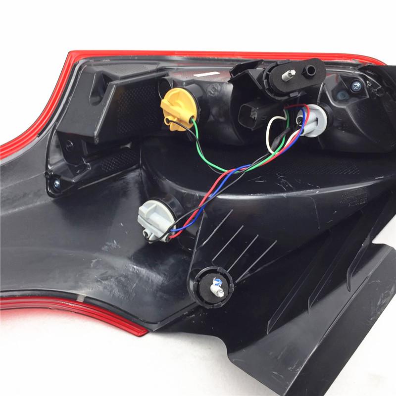 Compatible with 15-18 Models: Focus Hatchback Taillight & Cover Replacement