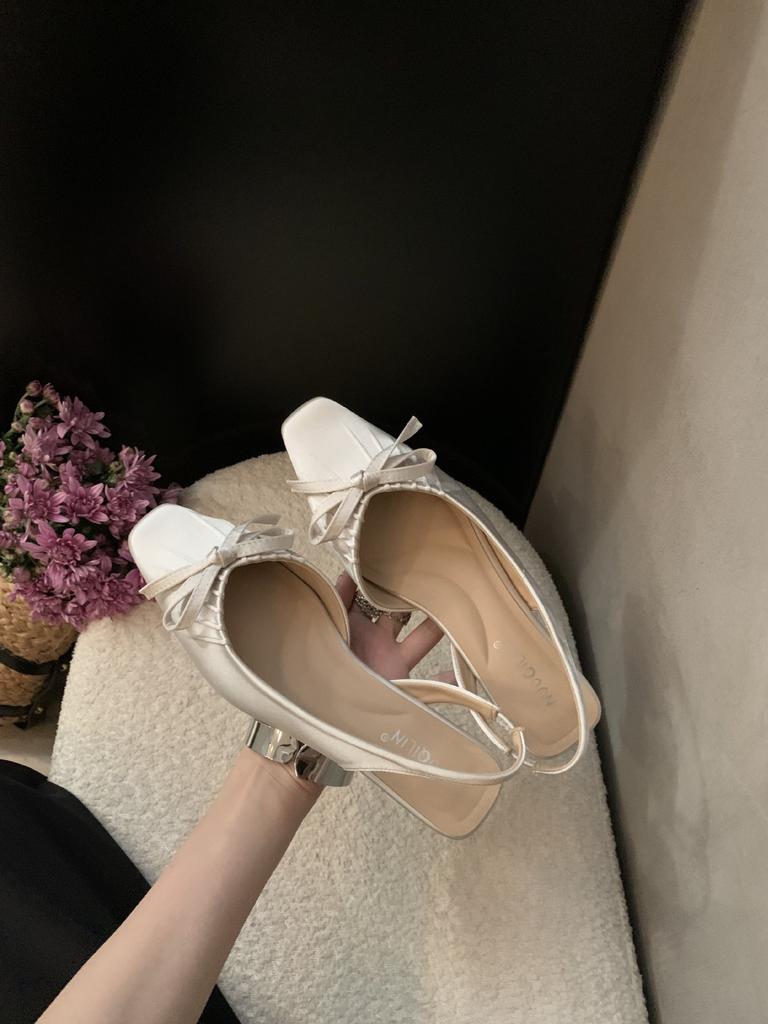 French Beauty Bow Pointed Head Sandals 2025 New Satin Back Strap Thick Heel Single Shoes