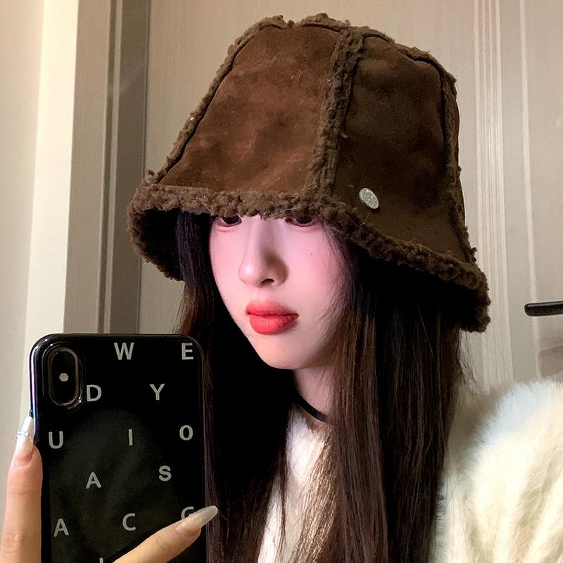Suede Bucket Hat Ladies Autumn and Winter Warm Fleece Ear Protector Bucket Hat Retro Casual Lamb Wool Basin Hat