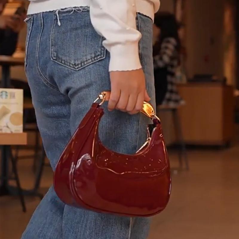 Retro Red Patent Leather Shoulder Bag Women's Metal-handled Handbag Designer Crescent-shaped Bag New Stylish Chain Crossbody Bag