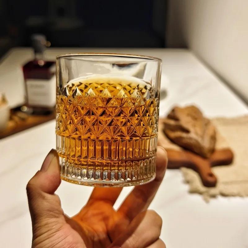 Whiskyglas Ins Ausländische Weingläser Schlichter Stil Glas Trinkbecher Europäischer Stil Likör Dickes Bierglas für Bar Weinutensilien