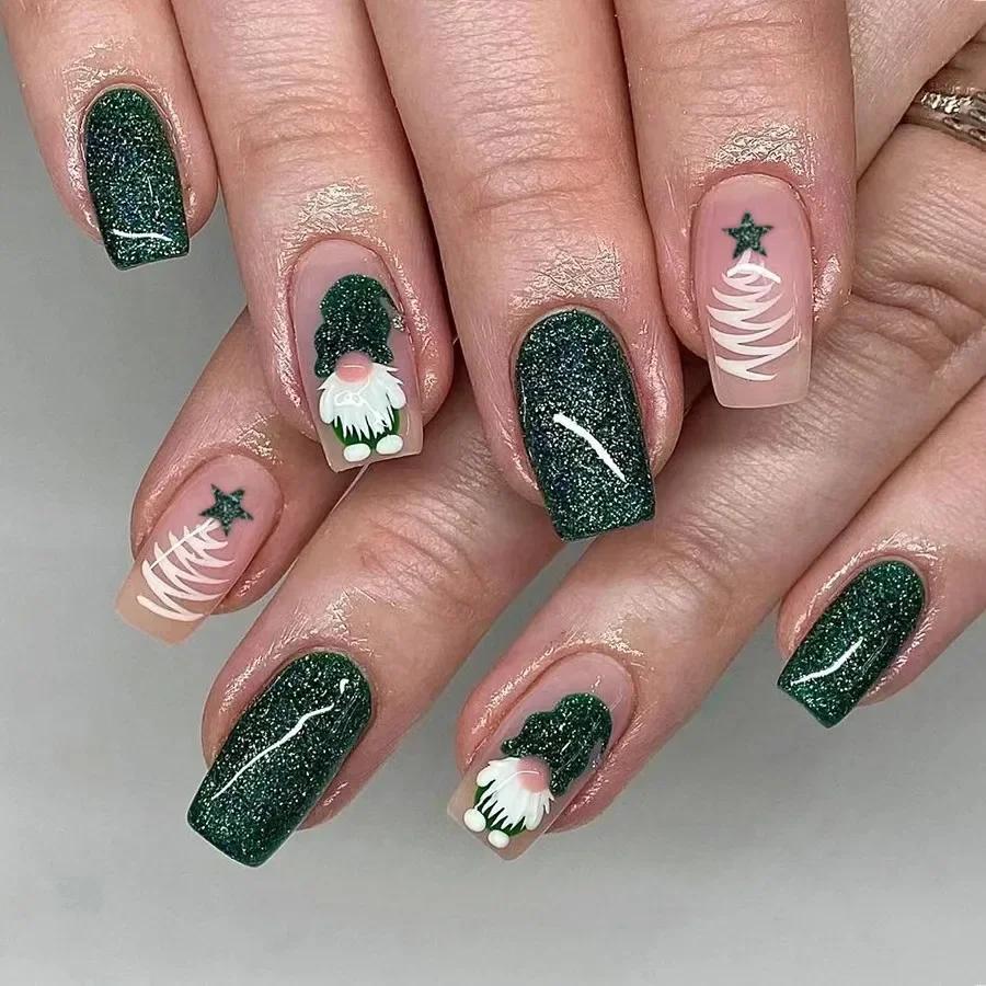 BEPAN 24Pcs Green Santa Press On Nails Short Glossy Square Full Cover Fake Nail Tips Christmas Tree with Glitter False Nail Festival