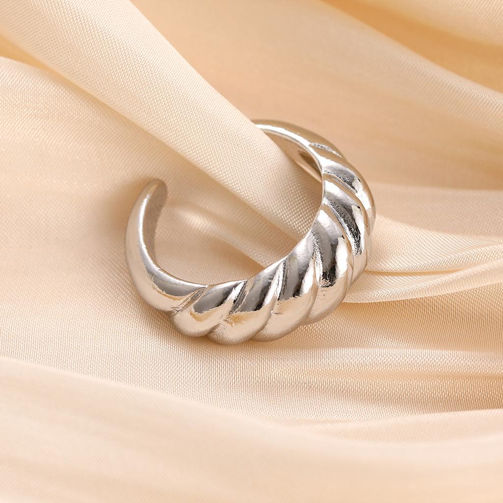 New Creative Smooth Water Drop Rings for Women Vintage Geometric Adjustable Croissant Open Finger Nail Ring Couple Jewelry Gifts