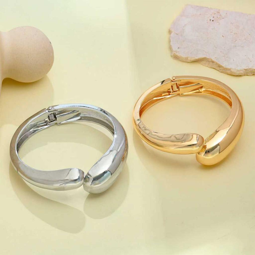 Irregular design sense exaggerated bracelet smooth metal water drop bracelet bracelet jewelry