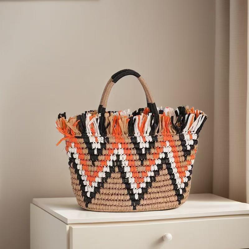 

Rough Edge Color Matching French Straw Woven Bag Solid Hand-woven Large-capacity Seaside Vacation Portable Tote