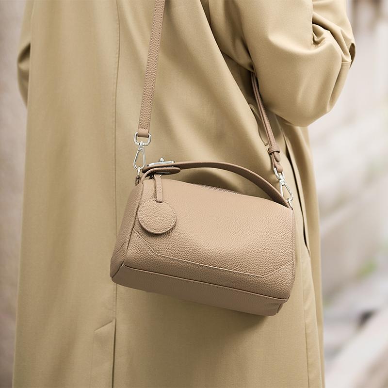 Geantă de umăr din piele naturală pentru femei, genți messenger pentru femei, genți din piele de vacă pentru femei, stil crossbody, marcă originală, stil limitat