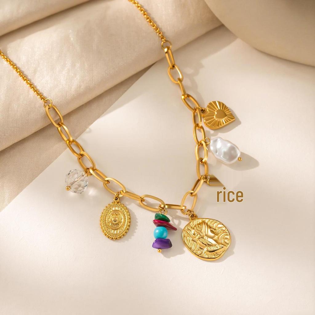 18k Gold Heart Flower Denim Hat Necklace - Simple, Elegant, Holiday Style