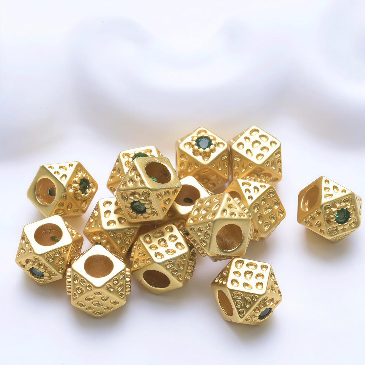 Three-Dimensional Gold-Plated Rhombus Spacer Beads for DIY Bracelet Weaving