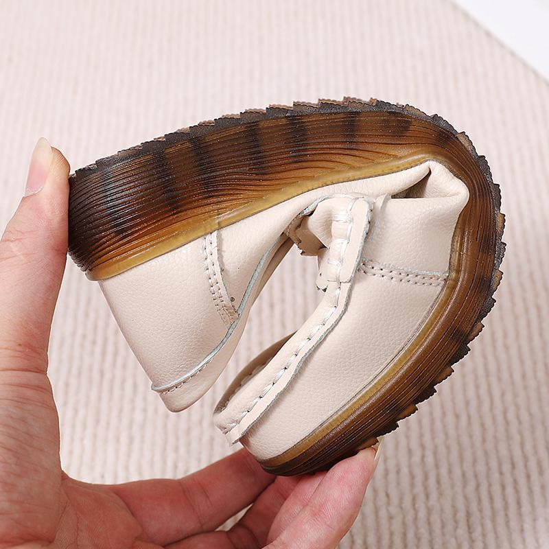 Women's Moccasins Casual Slip on Loafers Lady Summer Breathable Minimalist Flats Soft Walking Shoes for Mother