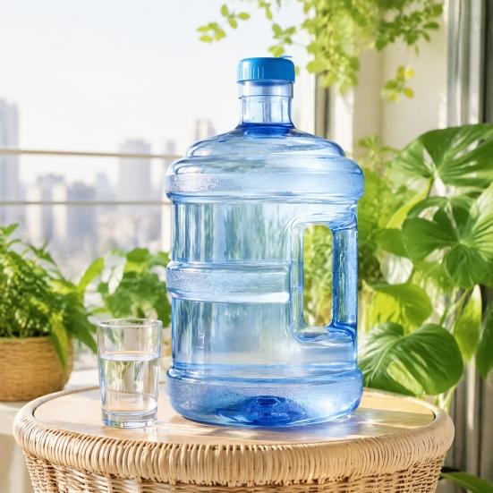 Großer Wasserkrug mit Griff und Deckel, Wiederverwendbare Spender, Versiegelbarer Drehverschluss, Lebensmittelechter Kunststoff, Transparente Flasche für Zuhause und Büro