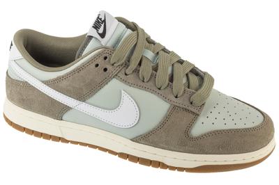 Dunk Low Retro SE, Mens Green Sneakers