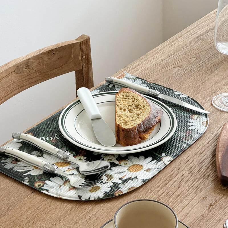 Daisy See You Table Mat