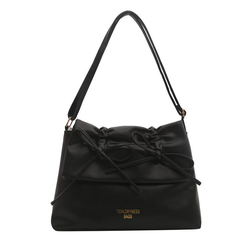 Stylish Large Capacity Casual Tote Bag For Women In Chic Solid Colors For Daily Use