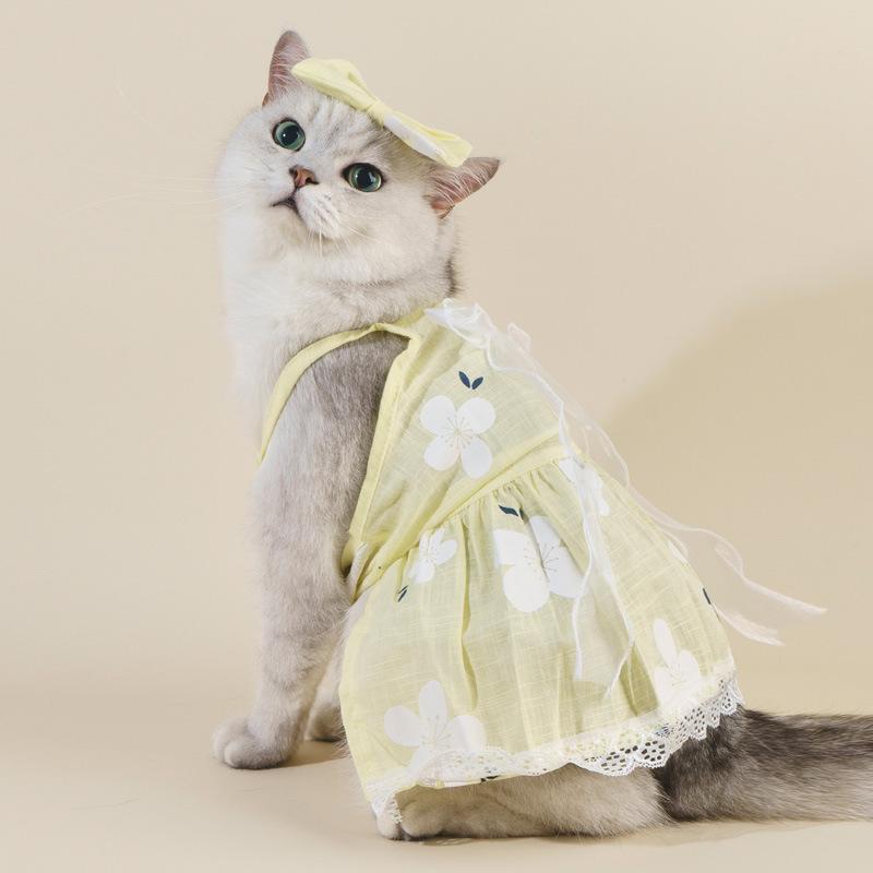 Spring and Summer Breathable Cat Clothing Dog Clothing Pet Cotton Floral Suspender Dress Comfortable Mesh Dress Formal Dress