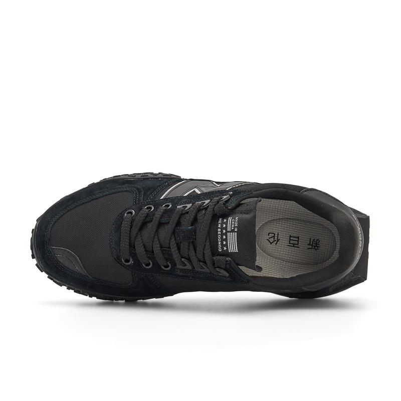 

Стильные и удобные кроссовки с мягкой подошвой: Универсальная и популярная повседневная спортивная обувь 36