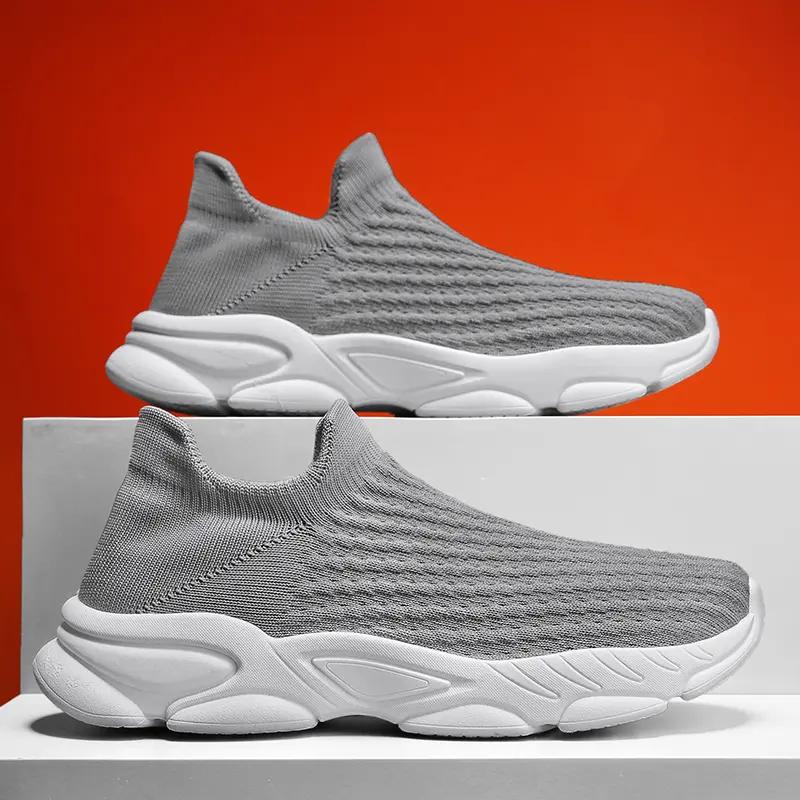 Mode Herren Skateboardschuhe Koreanische Edition Atmungsaktive Socken Mode Laufen Original Herren Skateboarding Sport Schwarz Herrenschuhe