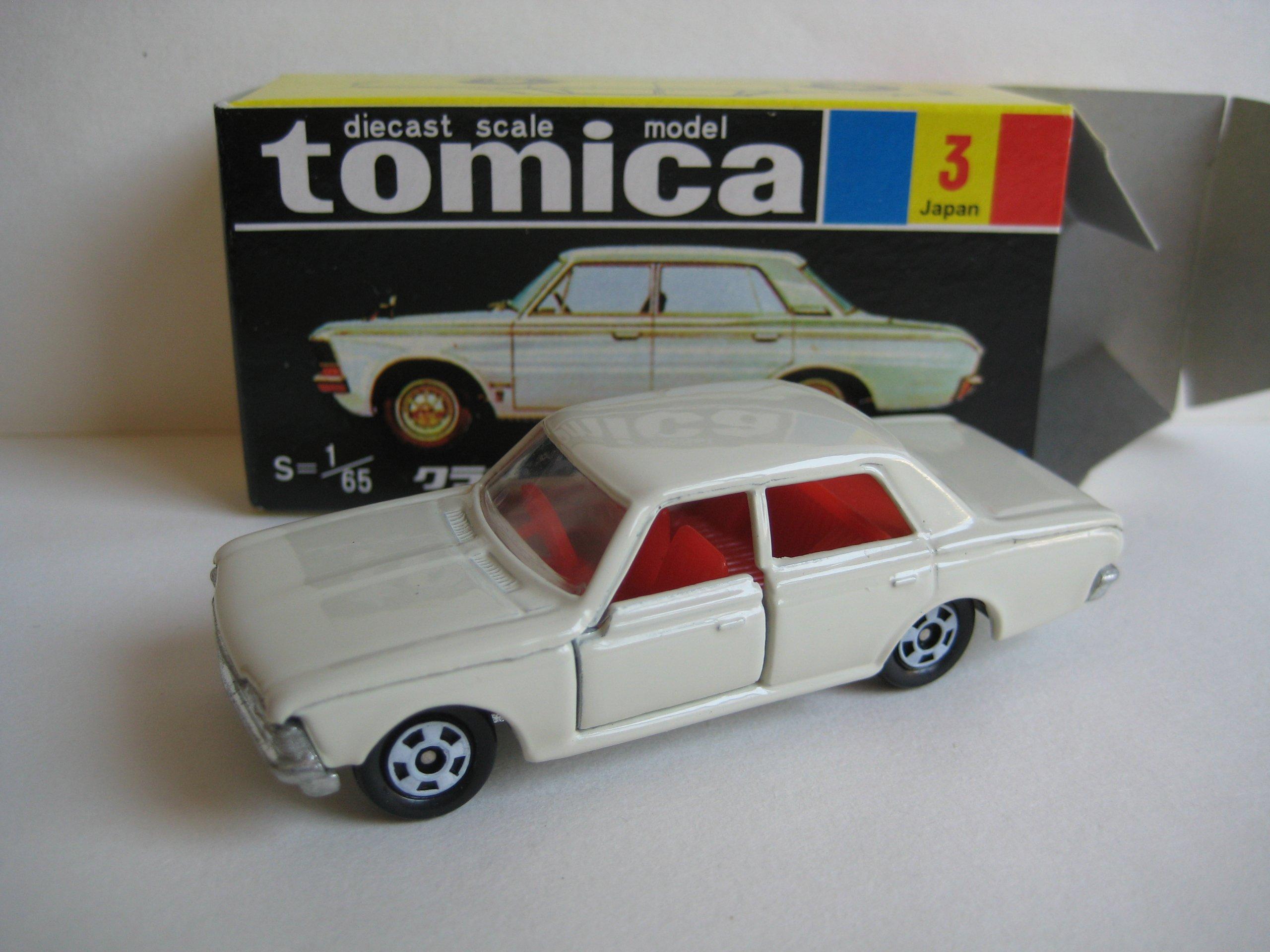 

30th Anniversary Reprint Black Box Tomica 3 Toyota Crown Super Deluxe Opening [Tomica Tomica] No. Suspension/Door