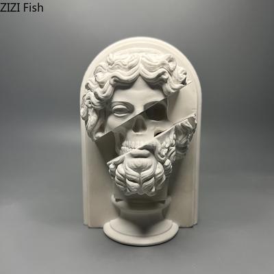Mythical God King Zeus Plaster Statue Desk Decoration Ornaments Ancient Greek Mythology Character Sculpture Room Aesthetic Decor