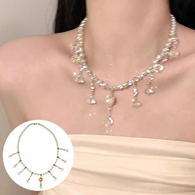 

Chic Tassel Necklace For Women Girls Vintage Versatile Necklace Temperament Collarbone Chain Jewelry Accessories Gifts
