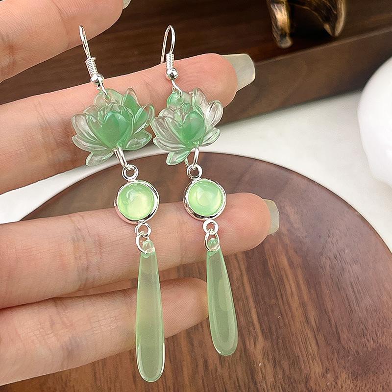 Lotus Water Drop Tassel Earrings - Retro Chinese Style Cheongsam Hanfu Accessories for Women