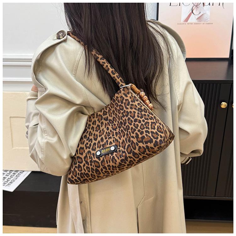 

Ретро Высококачественная Сумка с Леопардовым Принтом Женская Для Поездок на Работу Через Плечо Женская Нишевая Универсальная Под Мышку Модная 29x11x15 single package