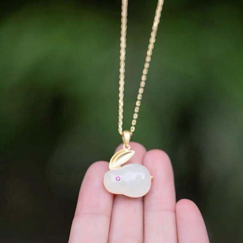 Nouveau Collier Lapin de Jade Design de Niche Bracelet Bracelet Femme Lapin Trois pièces Lapin Vie Bijoux
