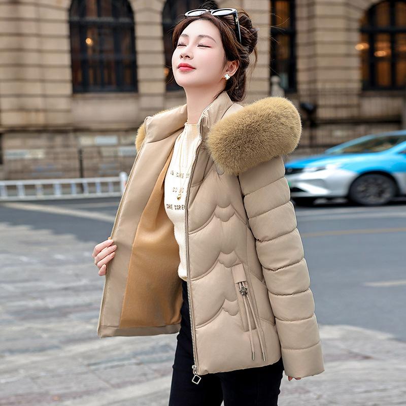 Damen Kurze Kapuzen-Winddichte Dicke Warme Winterjacke mit Großem Fellkragen