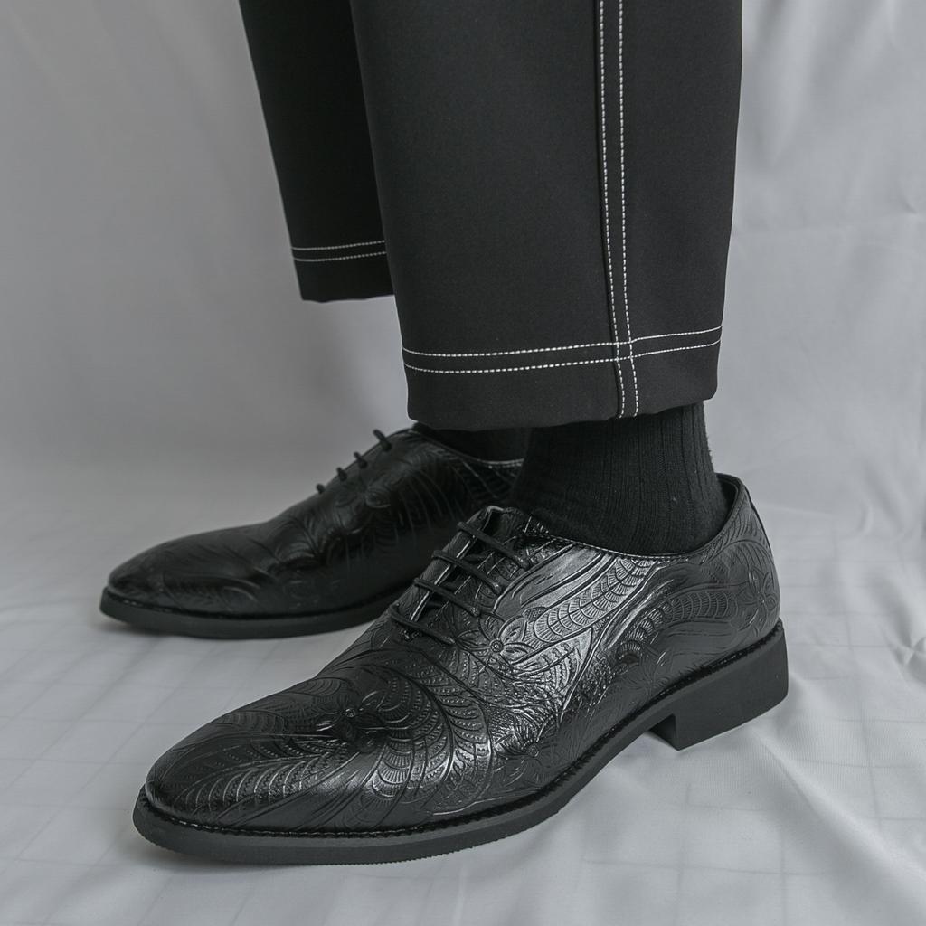 Fashion All-match Flats Fashion Oxfords Shoes Men Luxury Brand Lace-Up Male Comfortable Casual Shoe Leather Male Outdoor Walking Shoes
