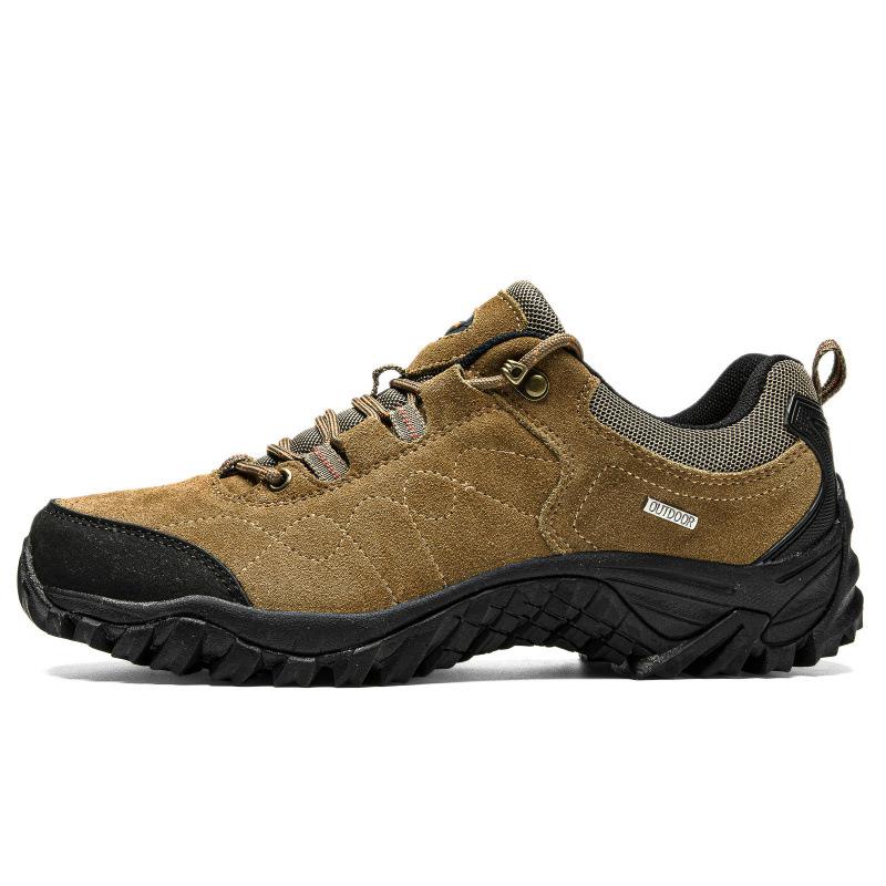 Men's Lightweight Non-slip Breathable Cowhide Hiking Shoes for Autumn and Winter