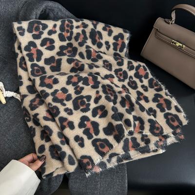 Fashion High-end Leopard Print Scarf Autumn and Winter Women's Modern Personality Wild Beauty Temperament Imitation Cashmere Warm Shawl