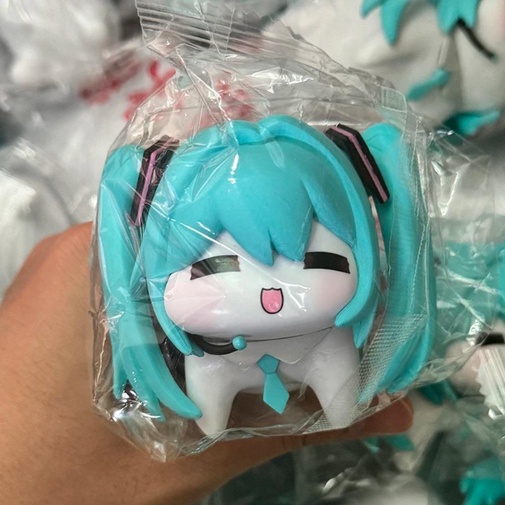 7cm Hot Hatsune Miku Action Figures Q Version PVC Anime Model Figures Kawaii Cartoon Cute Desktop Decoration Toy Festival Gift